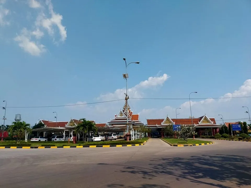 Bavet checkpoint buildings with Khmer-style roofs